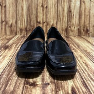 Easy Spirits Womens Black Patent Leather Loafers Size 6.5